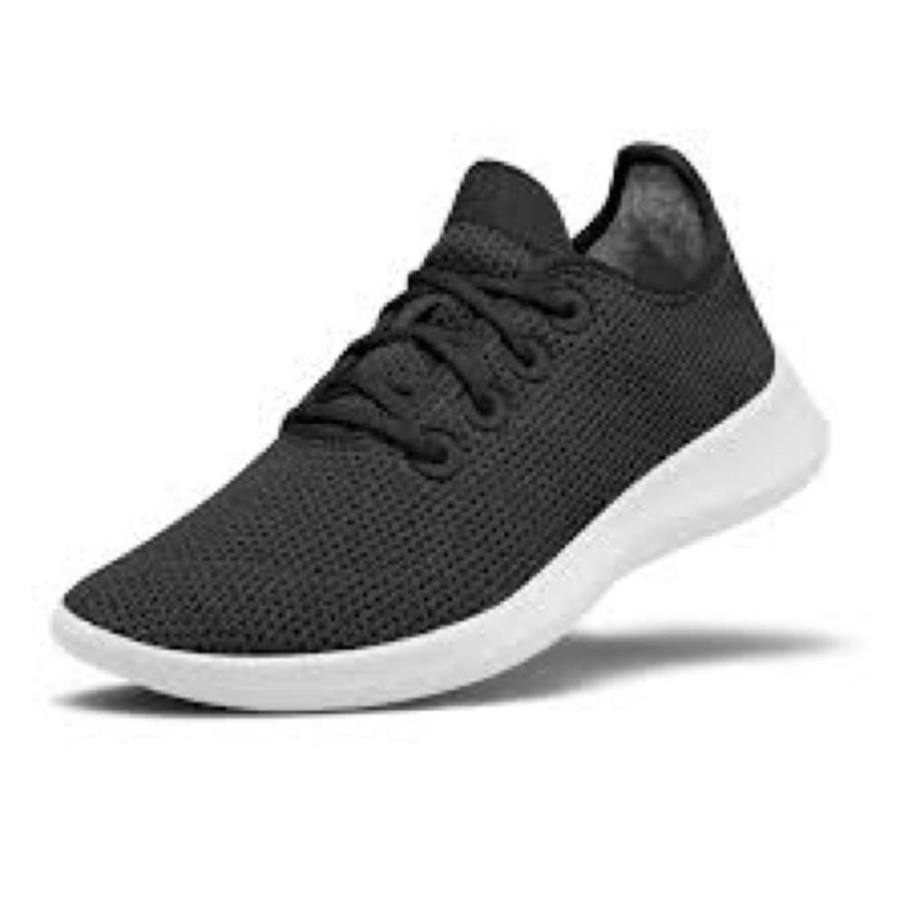 Allbirds Tree Runners wool sneakers in black size 7